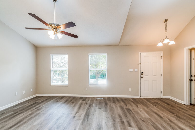 2,275/Mo, 5321 Botany Bay Dr Raleigh, NC 27616 Living Room View