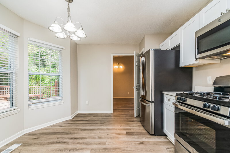 2,275/Mo, 5321 Botany Bay Dr Raleigh, NC 27616 Dining Room View