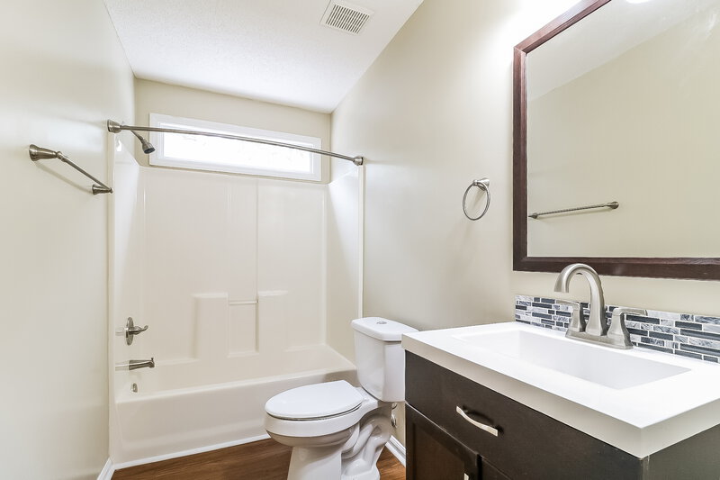 1,940/Mo, 504 Heathwick Dr Knightdale, NC 27545 Bathroom View