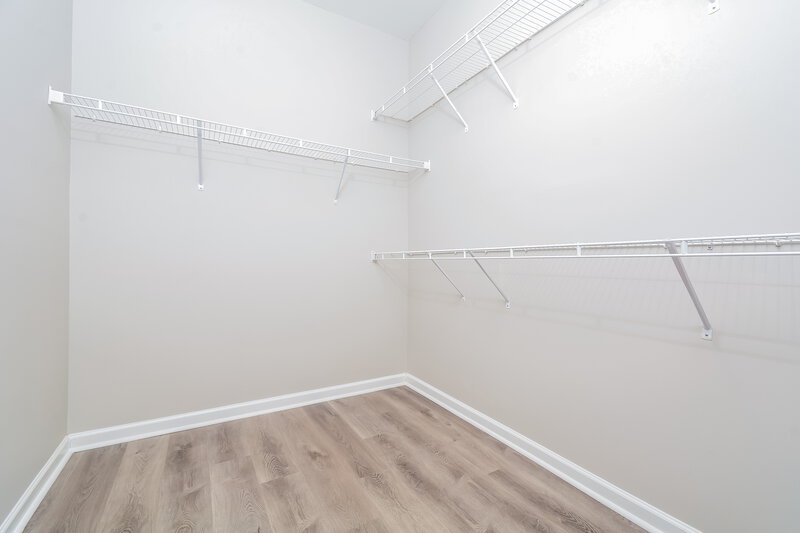 1,860/Mo, 131 Cottage Dr Clayton, NC 27527 Walk In Closet View