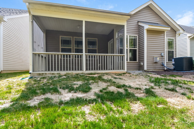 1,860/Mo, 131 Cottage Dr Clayton, NC 27527 Rear View