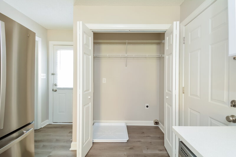 2,850/Mo, 805 Wallridge Dr Wake Forest, NC 27587 Laundry Room View