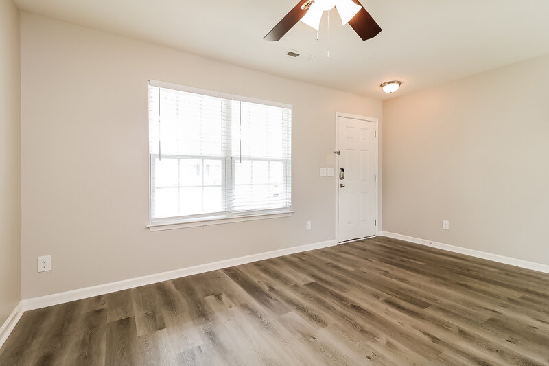 1,905/Mo, 4304 Lady Yvone Way Raleigh, NC 27610 Living Room View 2