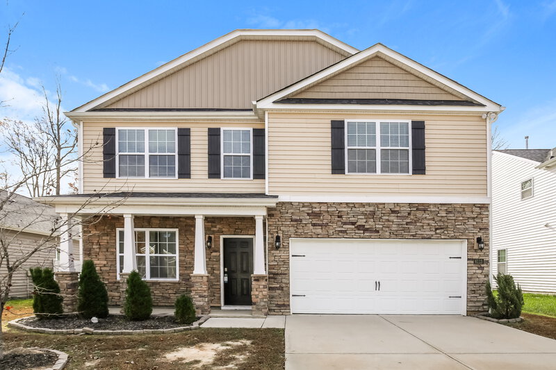 2,105/Mo, 6113 Watsonia Dr Zebulon, NC 27597 External View