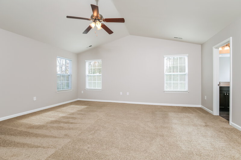 2,105/Mo, 6113 Watsonia Dr Zebulon, NC 27597 Main Bedroom View 2