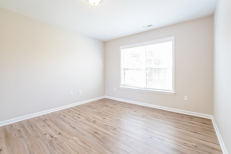 1,890/Mo, 900 Red Oak Tree Dr Fuquay Varina, NC 27526 Bedroom View