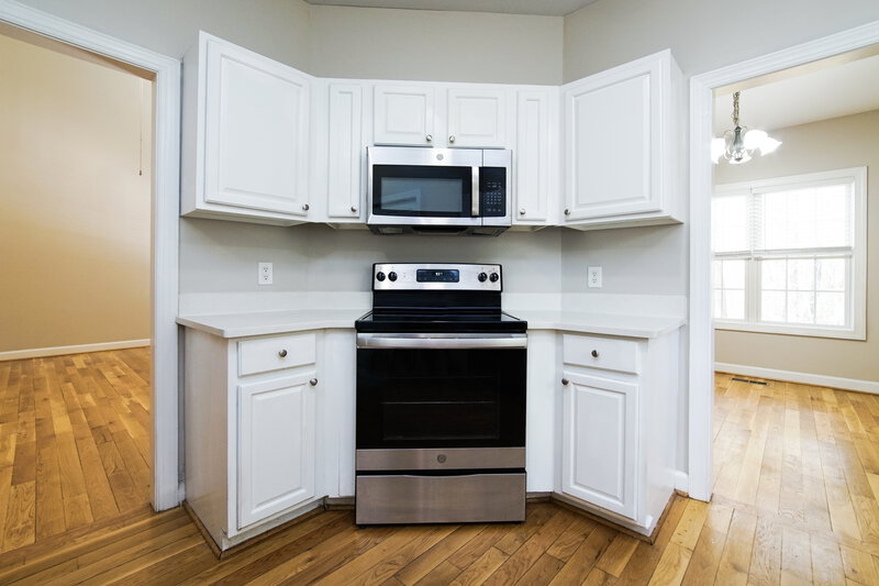 2,035/Mo, 2012 Winston Diamond Ct Raleigh, NC 27610 Kitchen View 3