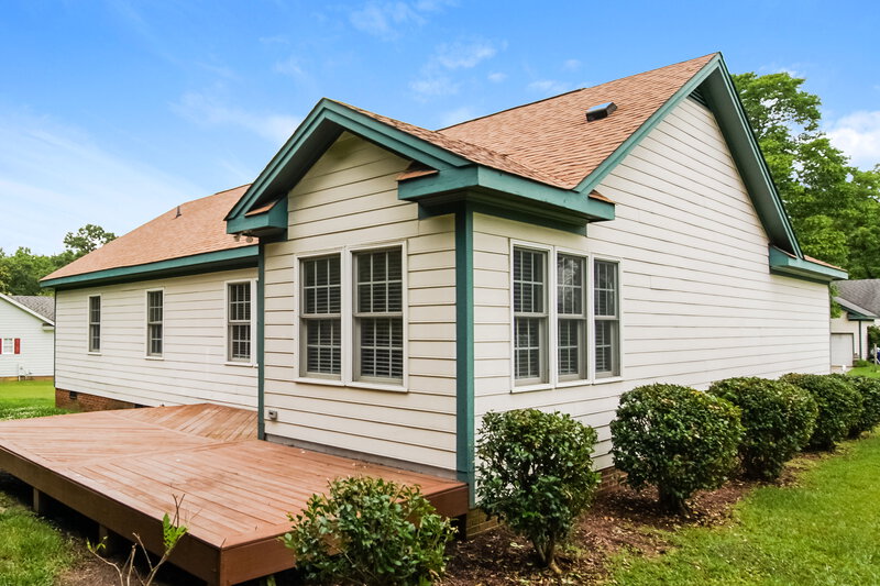 1,915/Mo, 1005 Bren Village Ct Fuquay Varina, NC 27526 Rear View 2