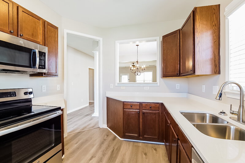 2,900/Mo, 240 Haywood Ln Clayton, NC 27527 Kitchen View