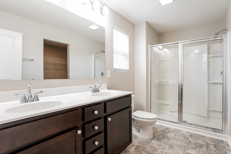 1,880/Mo, 313 Todd Hill Dr Wendell, NC 27591 Main Bathroom View