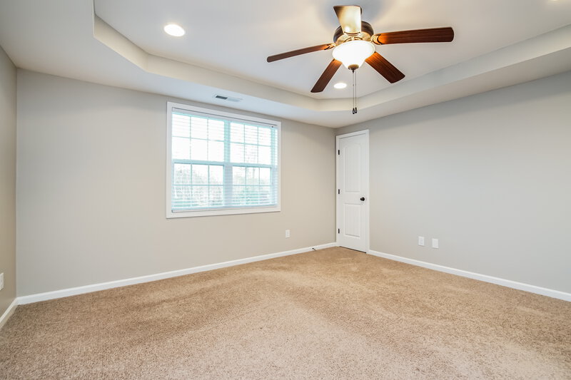 2,060/Mo, 105 Sloan Dr Clayton, NC 27520 Main Bedroom View
