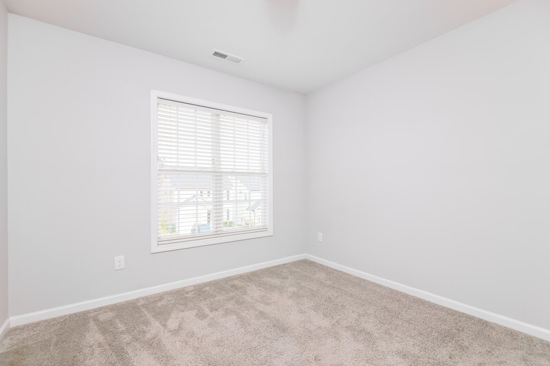 1,800/Mo, 133 Pumpkin Hill Rdg Clayton, NC 27520 Bedroom View 3