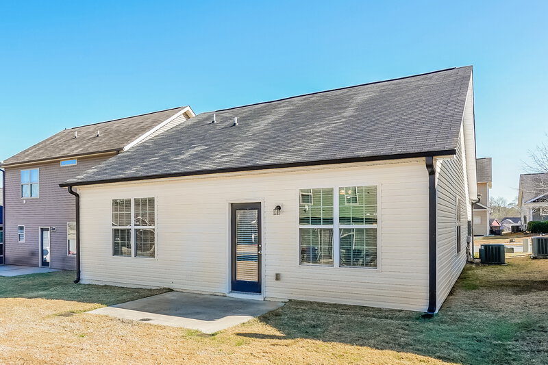 1,800/Mo, 53 Manito Place Clayton, NC 27520 Rear View