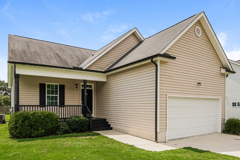 2,005/Mo, 173 Carissa Drive Smithfield, NC 27577 Front View