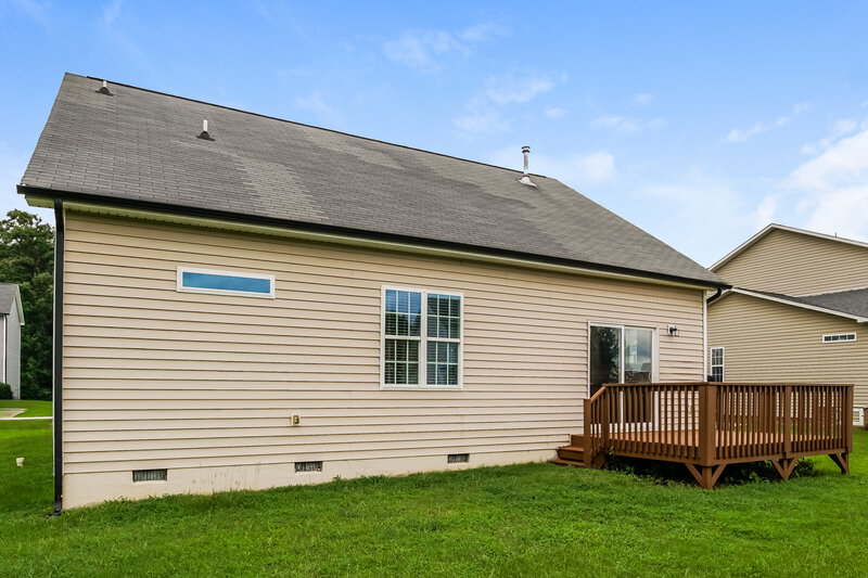 2,005/Mo, 173 Carissa Drive Smithfield, NC 27577 Rear View 2