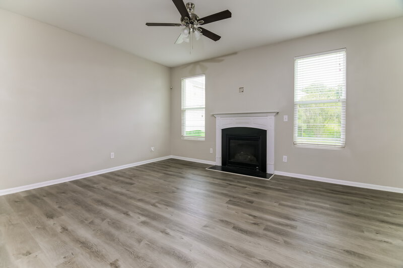 2,490/Mo, 3906 Big Pond Ct Raleigh, NC 27616 Living Room View