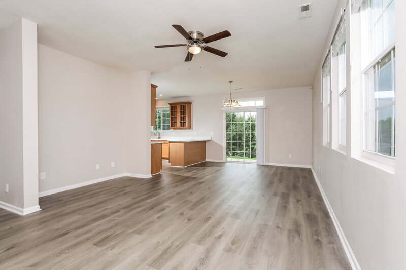 2,090/Mo, 5200 Tant Cir Knightdale, NC 27545 Living Room View