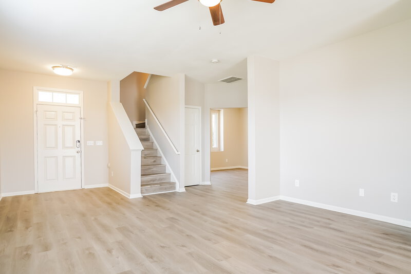 2,115/Mo, 5200 Tant Cir Knightdale, NC 27545 Living Room View 2