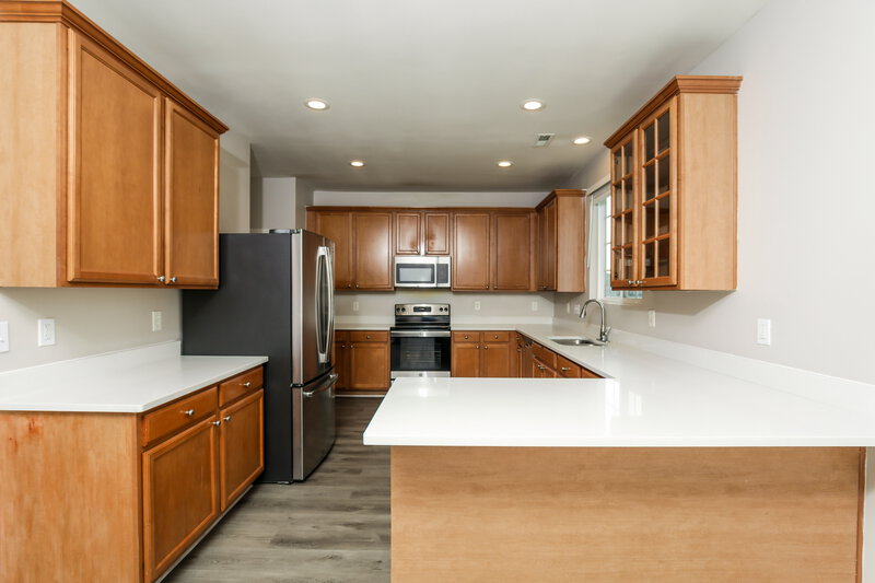 2,090/Mo, 5200 Tant Cir Knightdale, NC 27545 Kitchen View