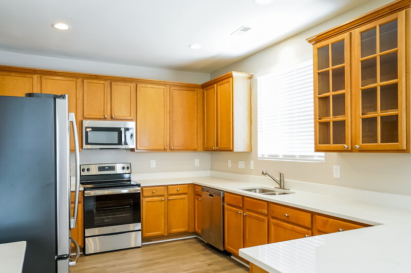 2,115/Mo, 5200 Tant Cir Knightdale, NC 27545 Kitchen View