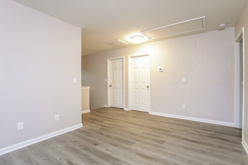 2,090/Mo, 5200 Tant Cir Knightdale, NC 27545 Loft View