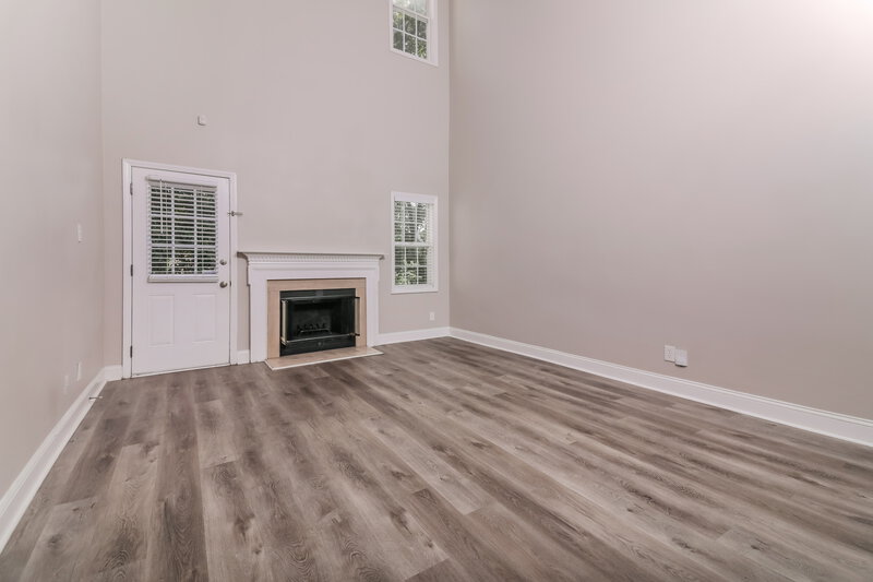 1,745/Mo, 4024 Beaufain St Raleigh, NC 27604 Living Room View