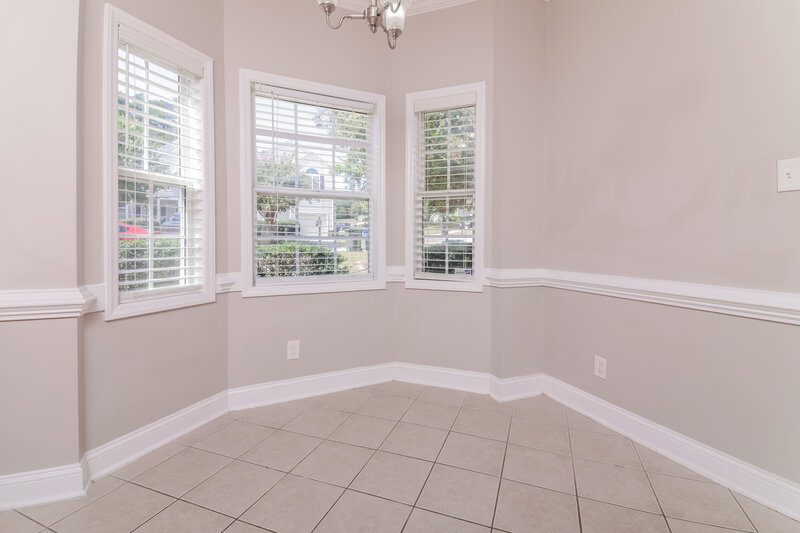 1,745/Mo, 4024 Beaufain St Raleigh, NC 27604 Breakfast Nook View