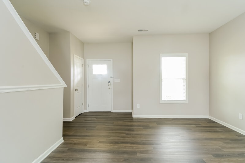 3,050/Mo, 408 Deer Grove Trl Wendell, NC 27591 Living Room View 2