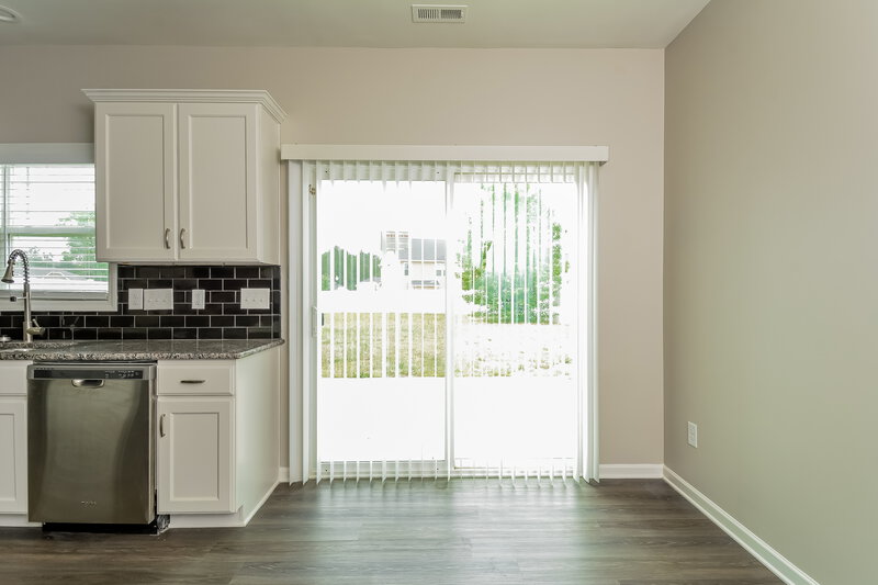 3,050/Mo, 408 Deer Grove Trl Wendell, NC 27591 Dining Room View 2