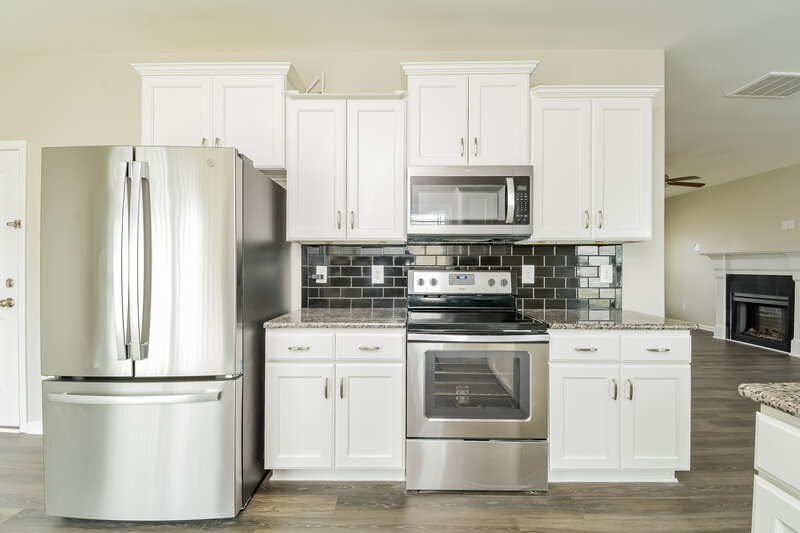 3,050/Mo, 408 Deer Grove Trl Wendell, NC 27591 Kitchen View