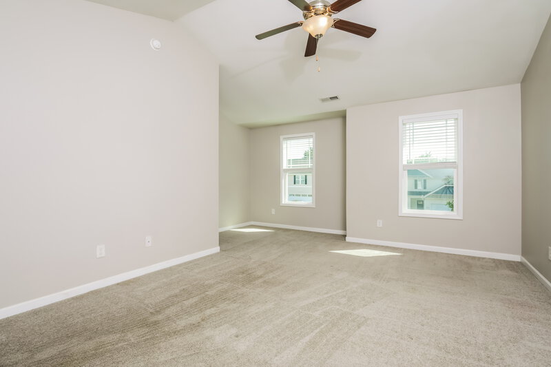 2,265/Mo, 408 Deer Grove Trl Wendell, NC 27591 Main Bedroom View