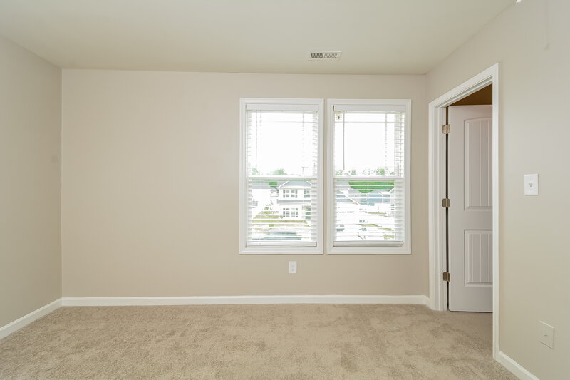 3,050/Mo, 408 Deer Grove Trl Wendell, NC 27591 Bedroom View