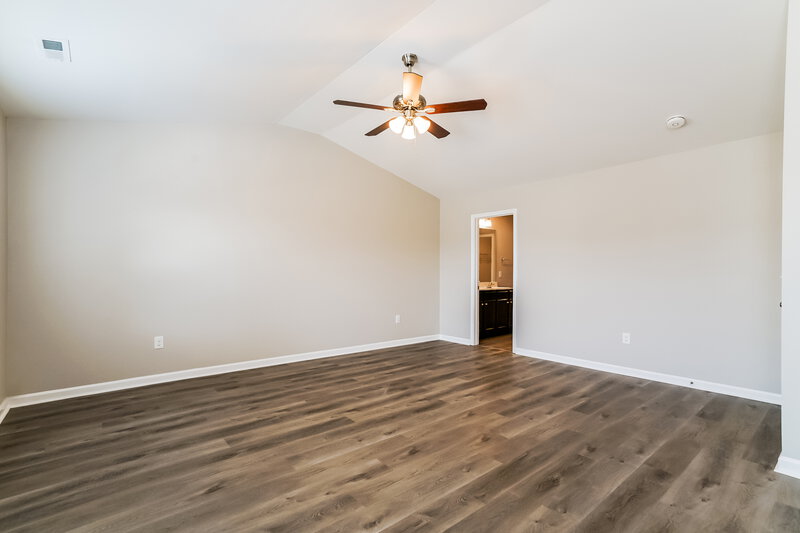 1,850/Mo, 8016 Spiderlily Ct Zebulon, NC 27597 Main Bedroom View 2