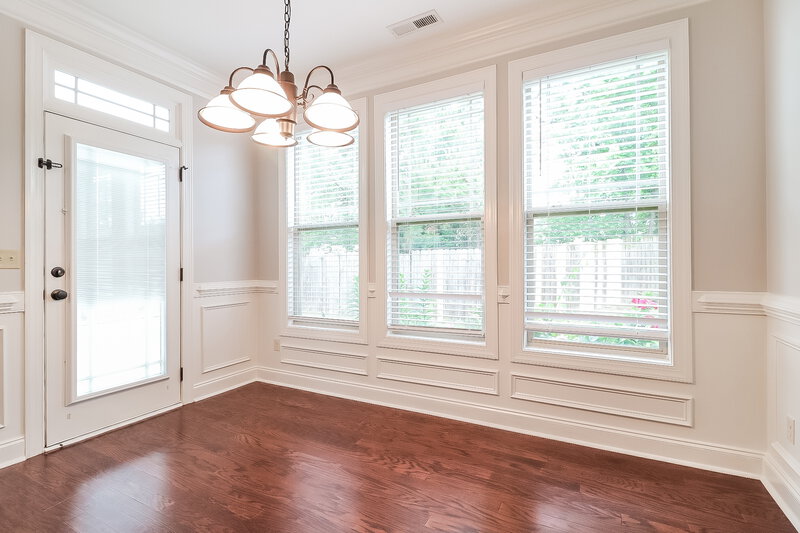 2,100/Mo, 519 Dawley Dr Fuquay Varina, NC 27526 Dining Room View