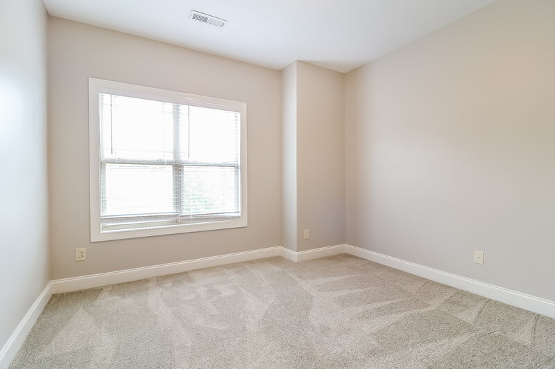 2,100/Mo, 519 Dawley Dr Fuquay Varina, NC 27526 Bedroom View