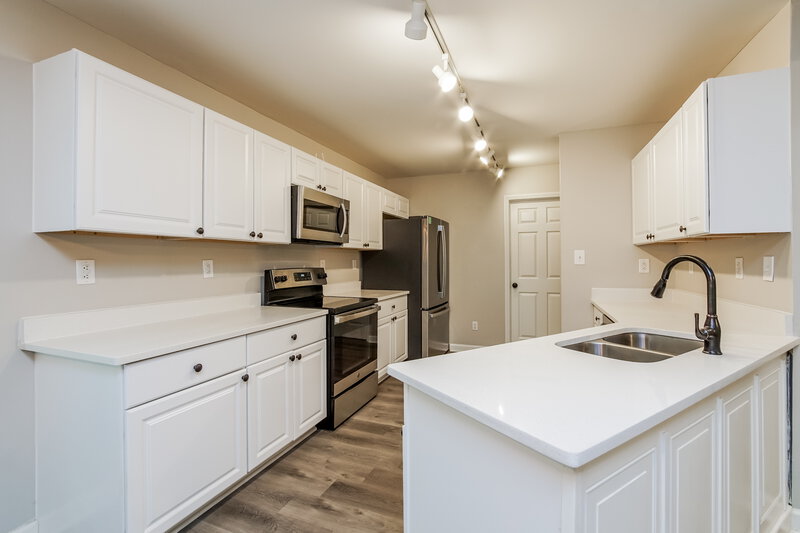 2,760/Mo, 2744 Brigadoon Dr Clayton, NC 27520 Kitchen View