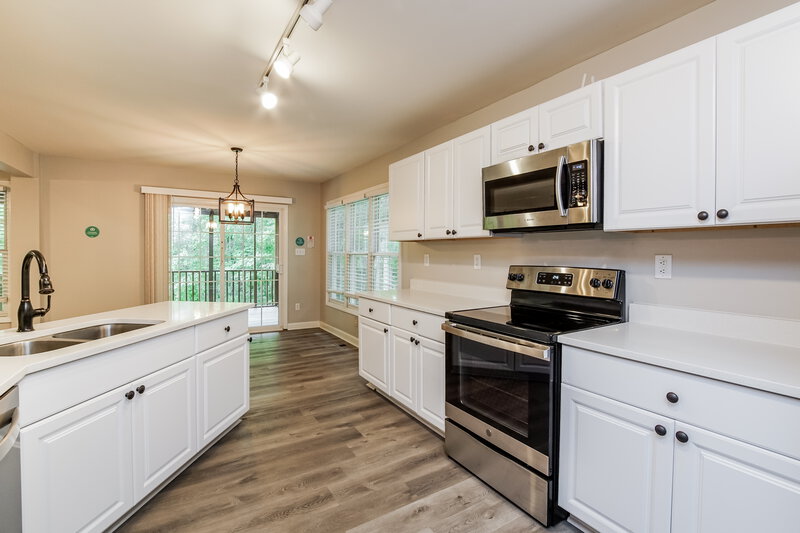 2,760/Mo, 2744 Brigadoon Dr Clayton, NC 27520 Kitchen View 3