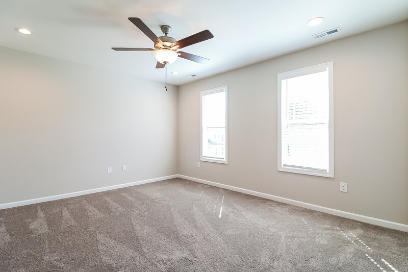 2,800/Mo, 148 Jade St Smithfield, NC 27577 Main Bedroom View