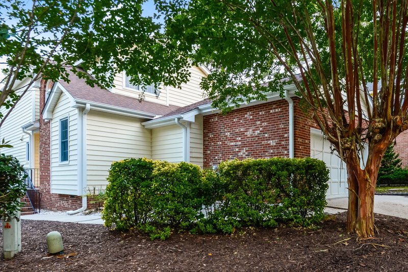 2,525/Mo, 103 Talon Dr Cary, NC 27518 Front View