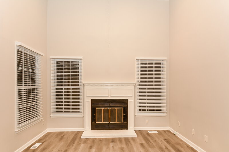 2,525/Mo, 103 Talon Dr Cary, NC 27518 Living Room View