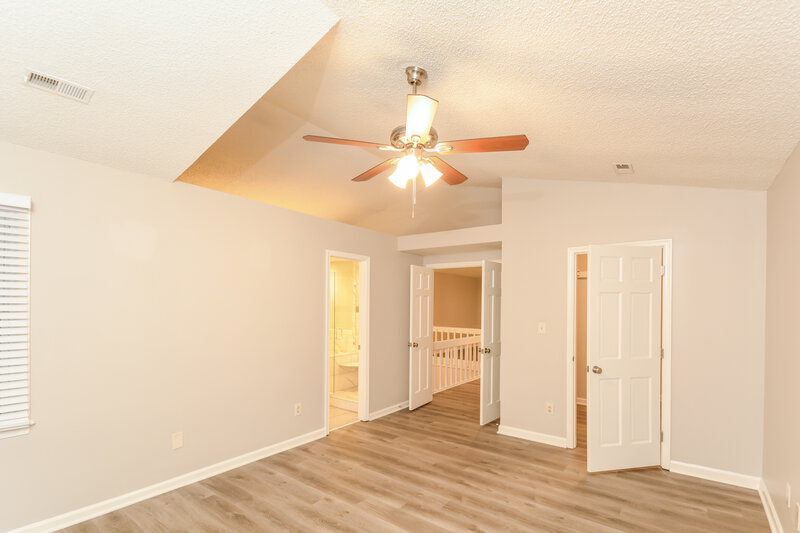 2,525/Mo, 103 Talon Dr Cary, NC 27518 Main Bedroom View