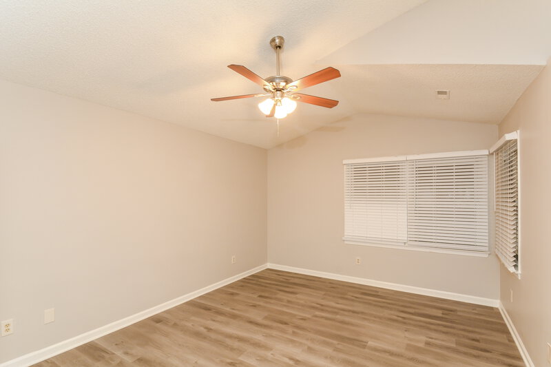 2,525/Mo, 103 Talon Dr Cary, NC 27518 Main Bedroom View 2