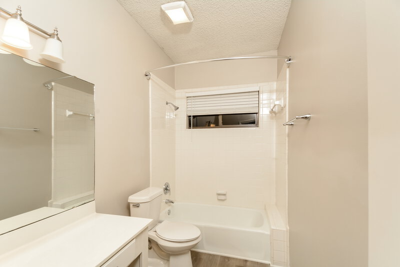2,525/Mo, 103 Talon Dr Cary, NC 27518 Bathroom View