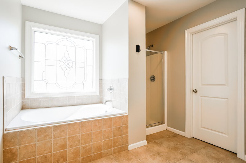 2,475/Mo, 1220 Crendall Way Wake Forest, NC 27587 Main Bathroom View