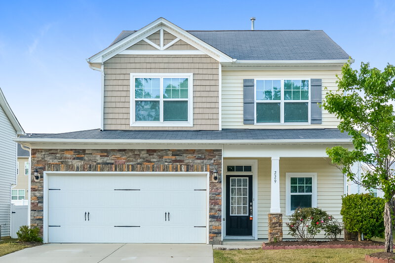 2,545/Mo, 229 Breezemont Dr Fuquay Varina, NC 27526 External View