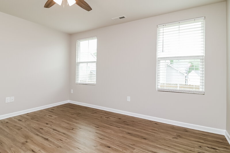 1,920/Mo, 864 Garrison Ave Clayton, NC 27520 Main Bedroom View 2