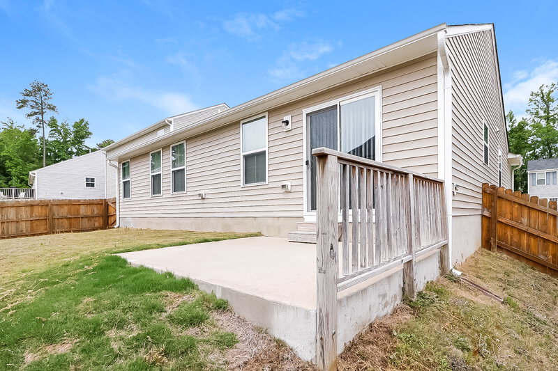 1,920/Mo, 864 Garrison Ave Clayton, NC 27520 Rear View 2