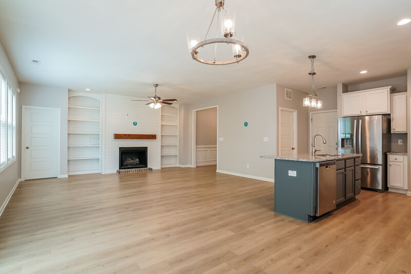 2,230/Mo, 194 W Lumber Ct Clayton, NC 27520 Dining Room View