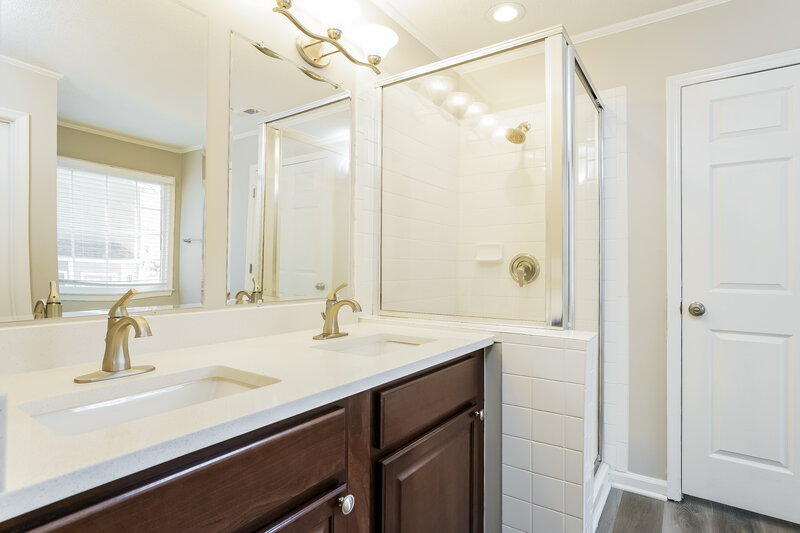 1,945/Mo, 1011 Laurens Way Knightdale, NC 27545 Main Bathroom View