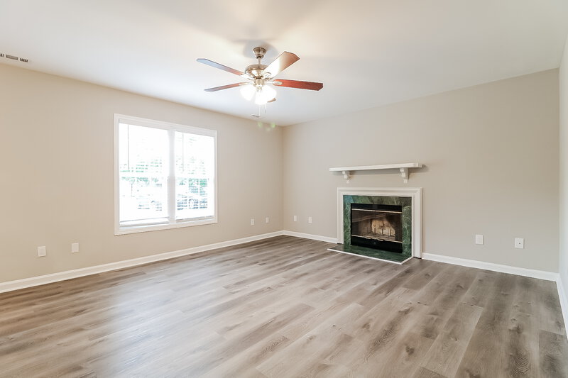1,890/Mo, 1516 Laverton Ct Fuquay Varina, NC 27526 Living Room View 3